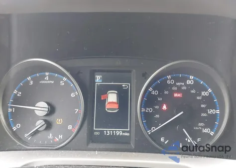 2017 Toyota Rav4 Le z USA, uszkodzony, nr VIN JTMZFREV3HJ124333